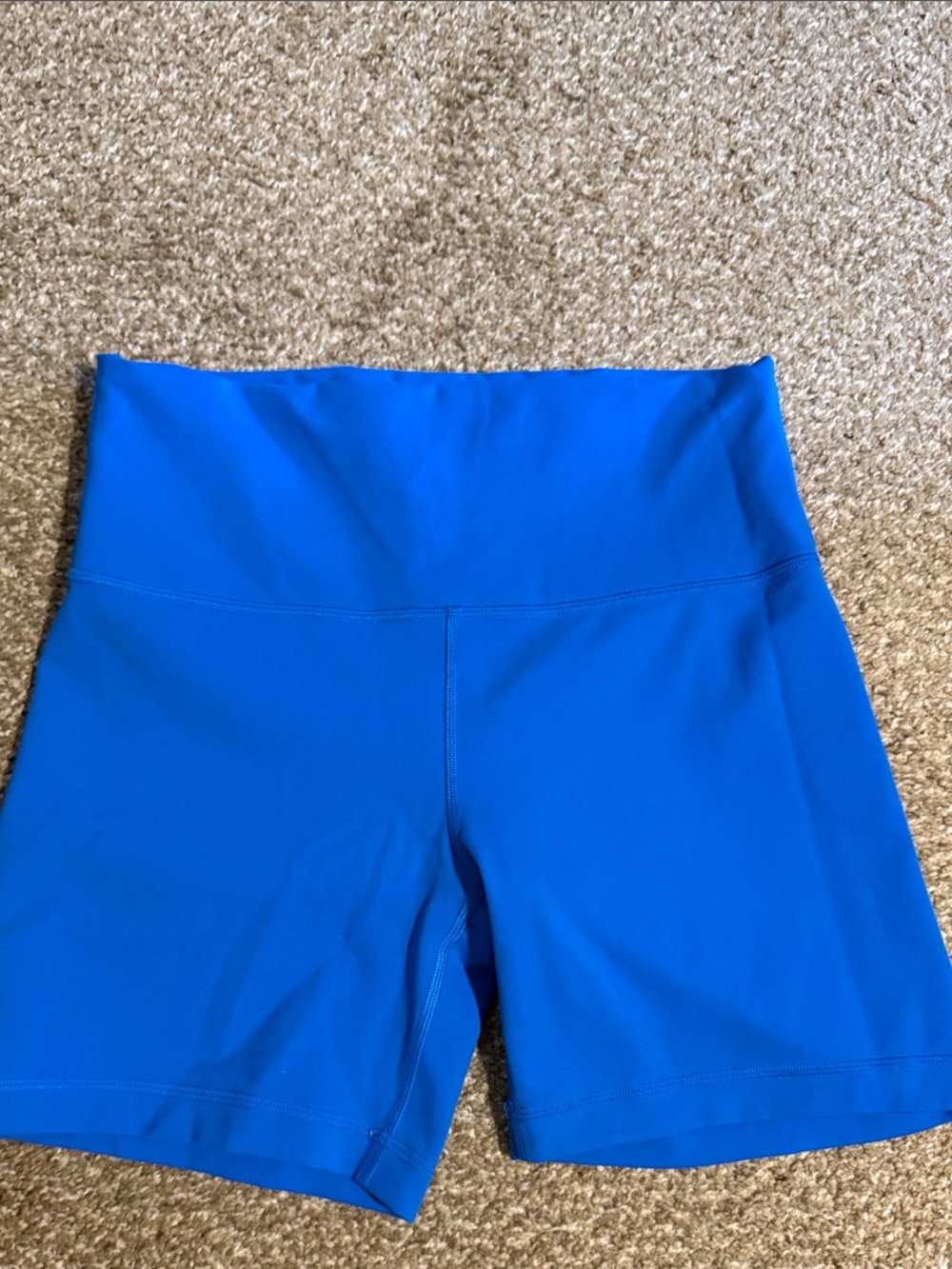 Lululemon Women's Legging Shorts - Royal Blue
